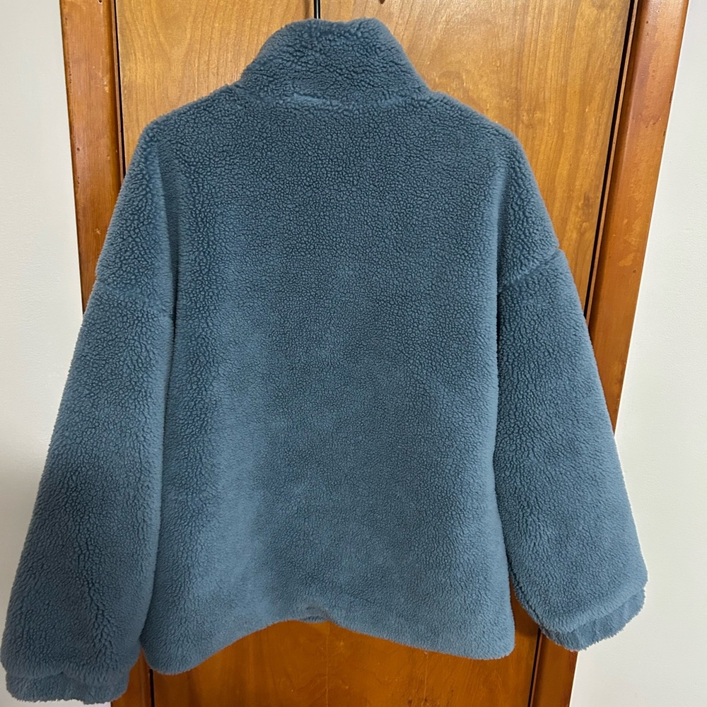 Blue Jacket - Picture 2 of 2
